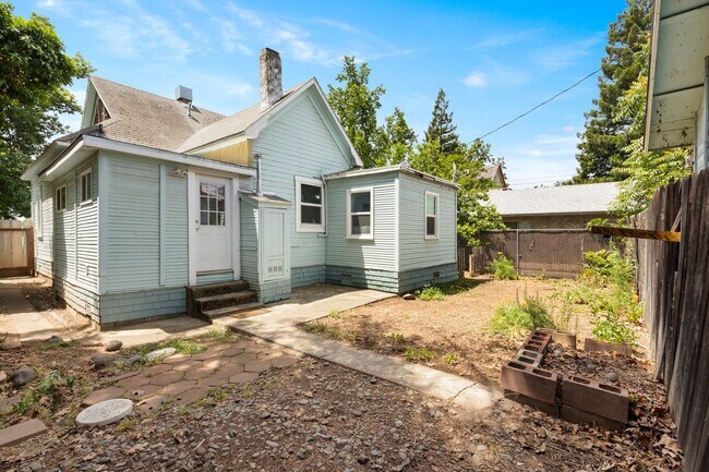 Building Photo - LaurelStreet1725