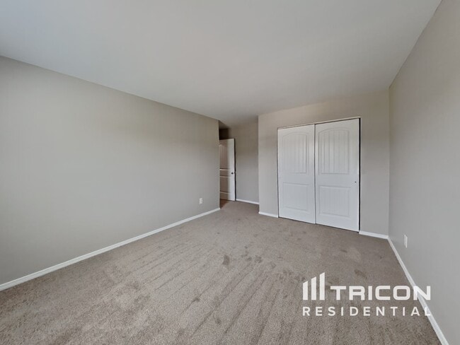 Building Photo - 514 Kerriann Ln