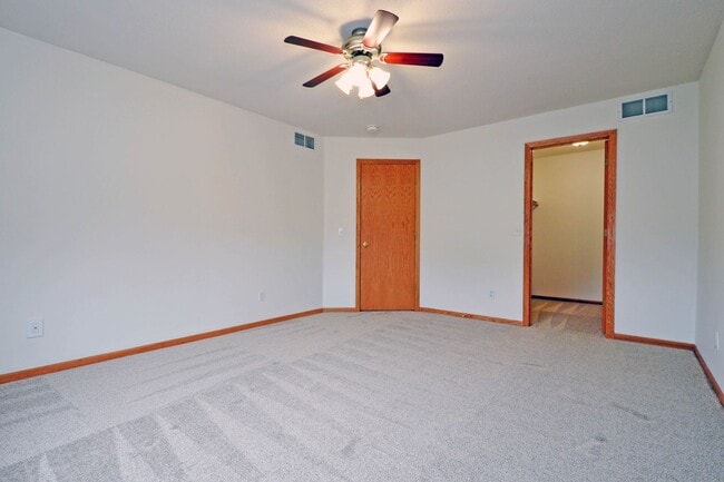 Building Photo - 17081 Eagleview Way