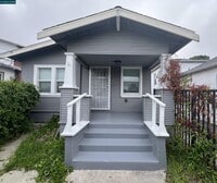 Building Photo - 2824 23rd Ave