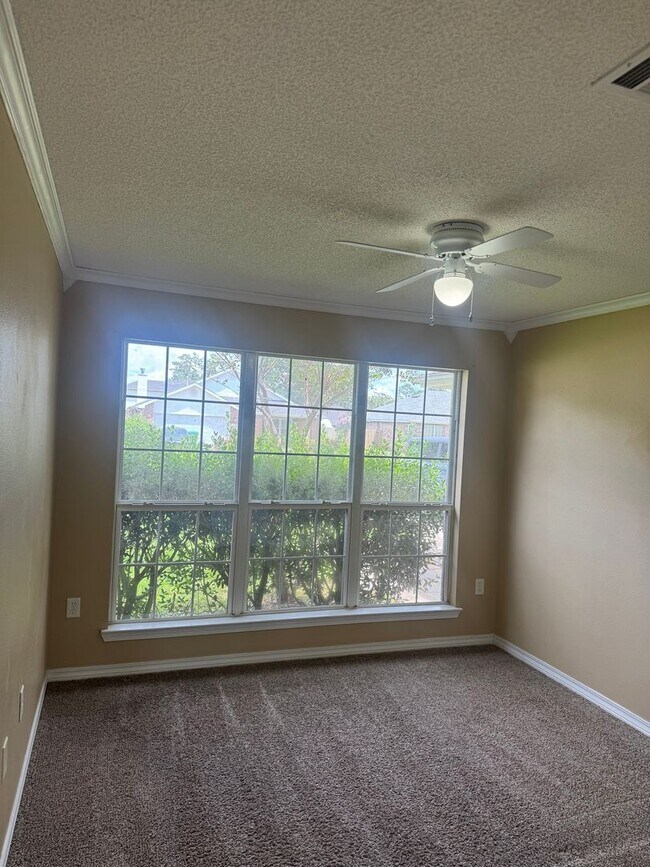 Building Photo - 3129 Border Creek Dr