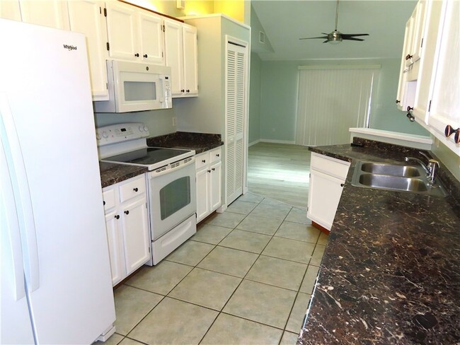 Building Photo - 110 Melton Ave