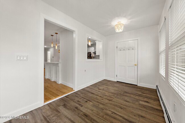 Building Photo - 2264 Hovsons Blvd