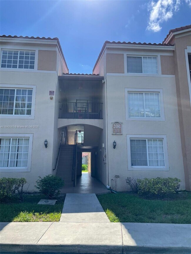 Building Photo - 2081 Renaissance Blvd