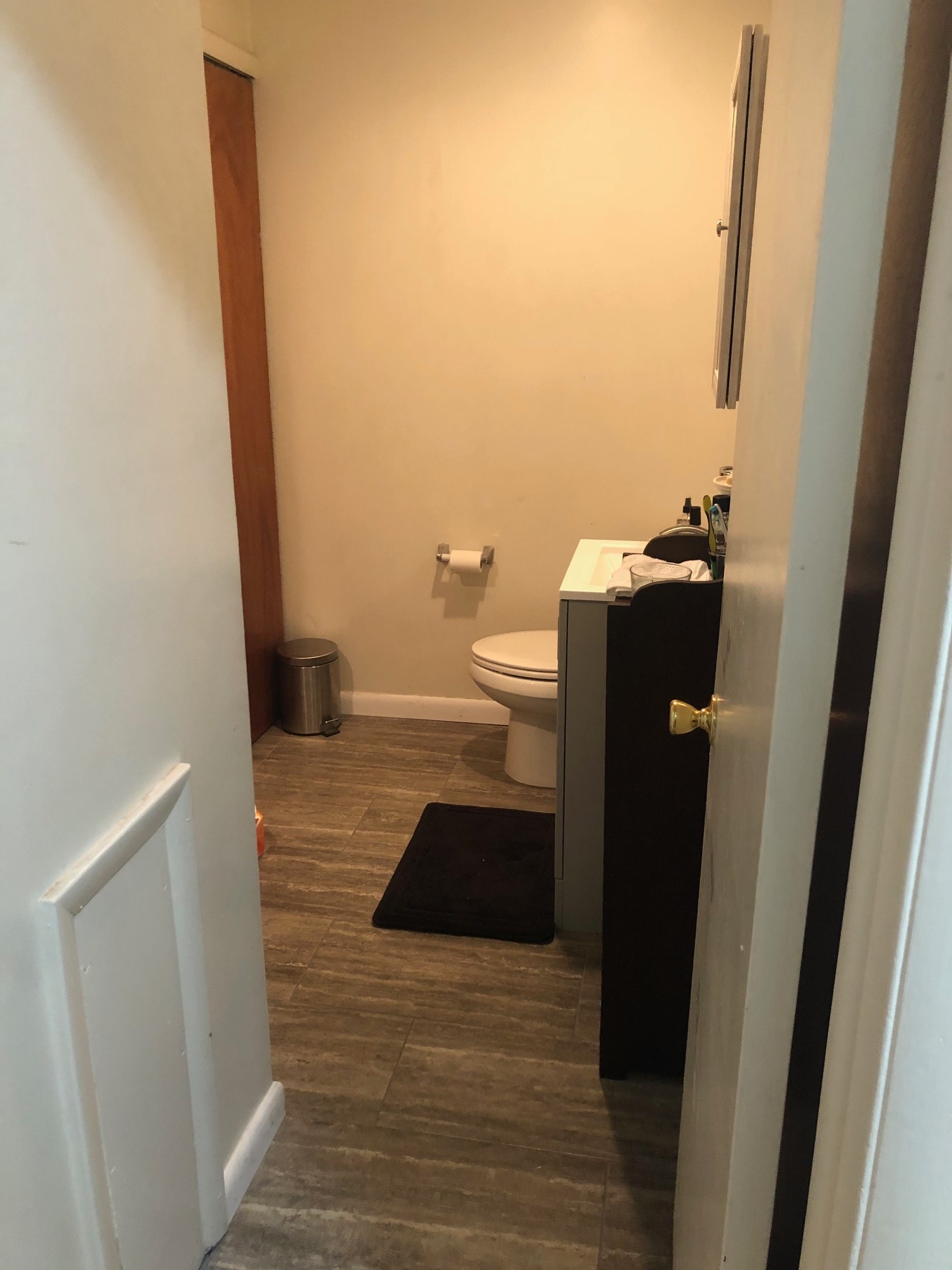 Bathroom - 1513 Fairmount ave