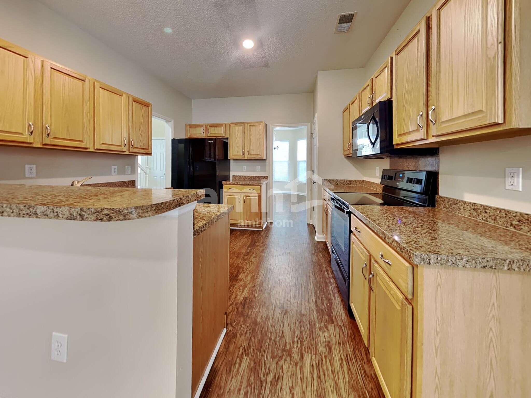 Building Photo - 60 Creek Bend Dr
