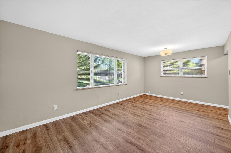 Building Photo - 514 Mariedale Dr