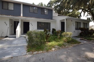 Building Photo - 908 Sumter St