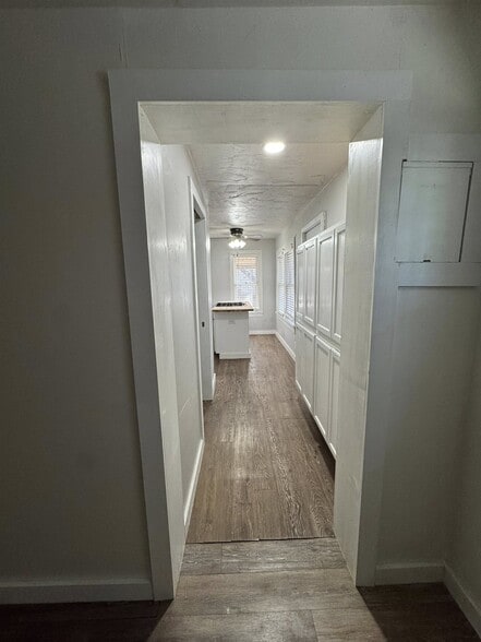 Building Photo - 1512 Hayes St