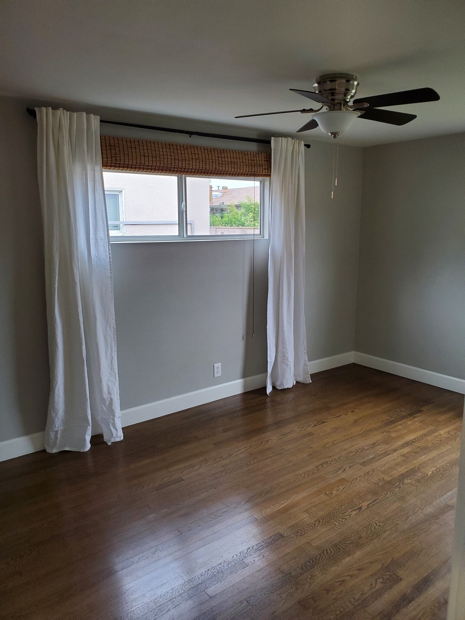 bedroom4 fan - 8608 Harrison Way