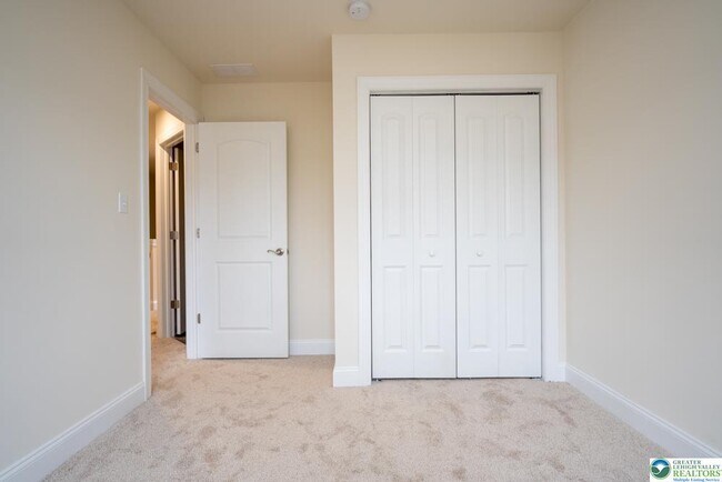 Building Photo - 1641 Riegel St