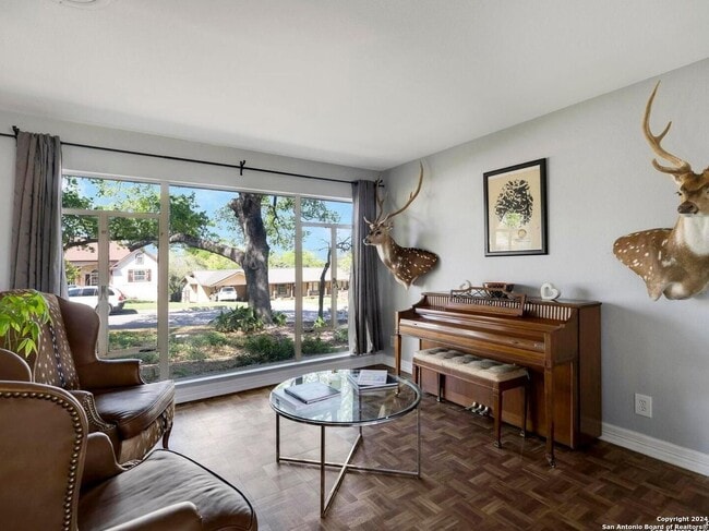 Building Photo - BEAUTIFUL TERRELL HEIGHTS 2-BEDROOM HOME ON LARGE CORNER LOT