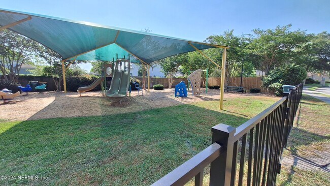 Building Photo - 11786 Lanier Creek Dr