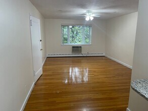 Building Photo - Free month COOLIDGE CORNER, Noce renovated 2 bed in small building,  Utilities INC, Pets Ok NO LEAD!