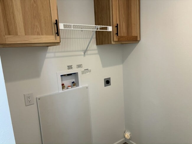 Building Photo - 498 Cimarron
