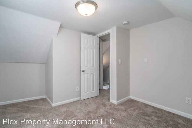 Building Photo - 2 br, 1.5 bath House - 625 7th Avenue South