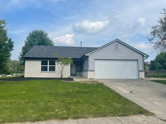 Building Photo - 7461 Cobblestone E Dr