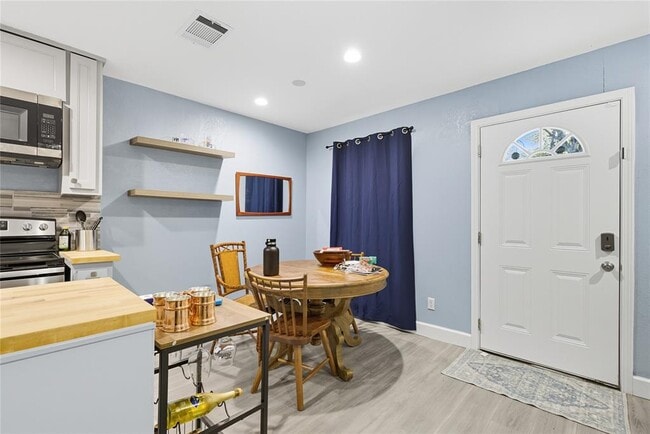 Building Photo - 5401 Agua Caliente Cove