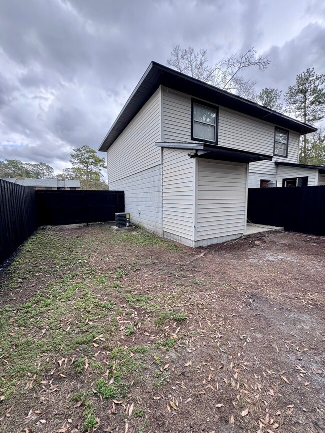 Building Photo - 1826 SW 69th Terrace