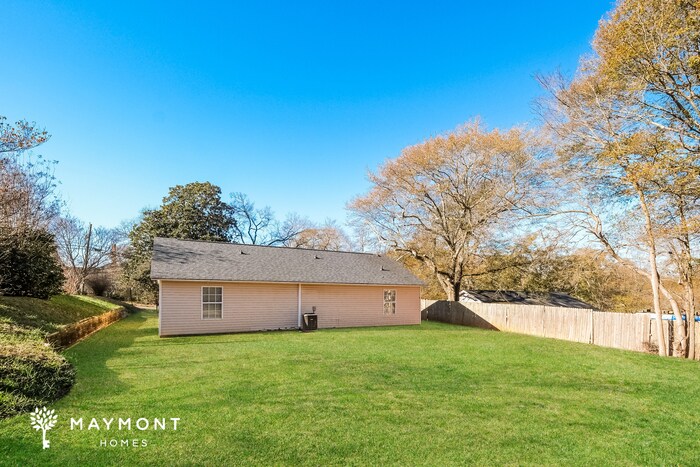 Building Photo - 339 Spring St