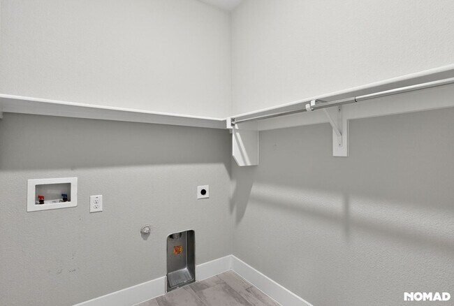 Building Photo - Spacious 4Bd/3Bath House in Little Elm