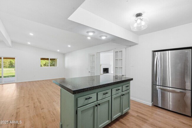 Building Photo - 21047 S 156th St