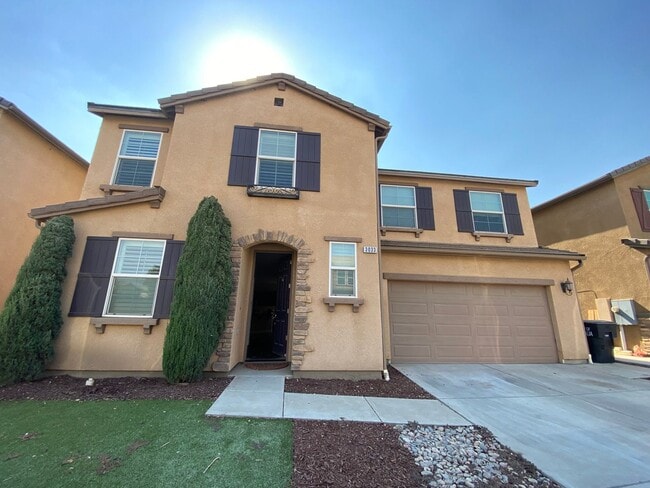 Primary Photo - Beautiful 2 story Home for rent in Visalia...