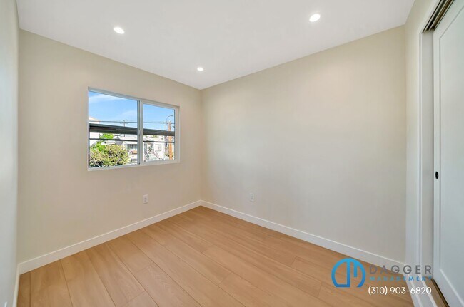 Building Photo - 2800 Winter St