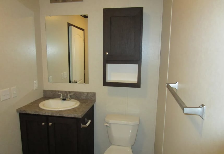 Building Photo - 415 Deerfield Ln