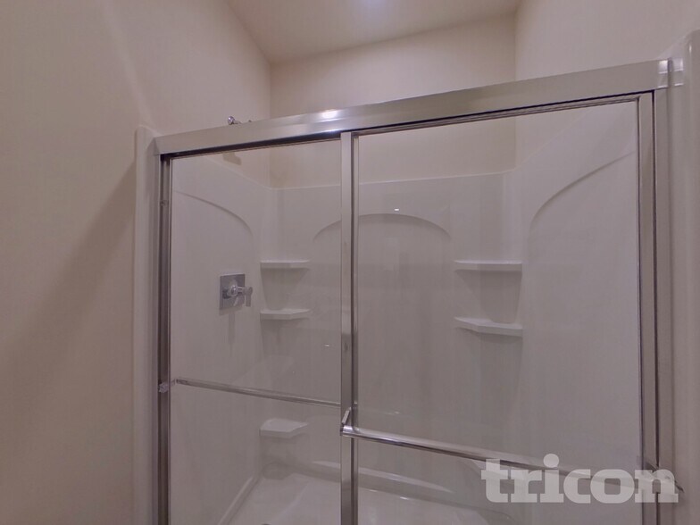 Building Photo - 2508 Blue Sky Mdws Dr