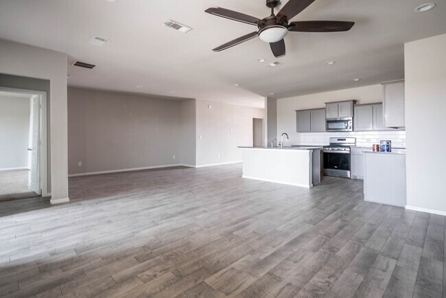 Building Photo - 7108 Buckwheat Rd