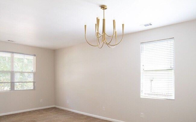 Building Photo - 17 Enoree Way