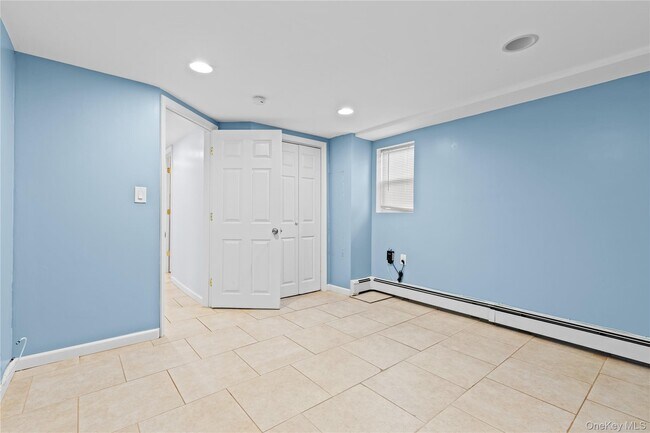 Building Photo - 26 Indiana Ave