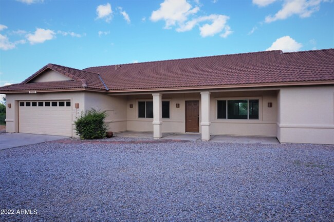 Building Photo - 2062 San Marcos De Niza Dr