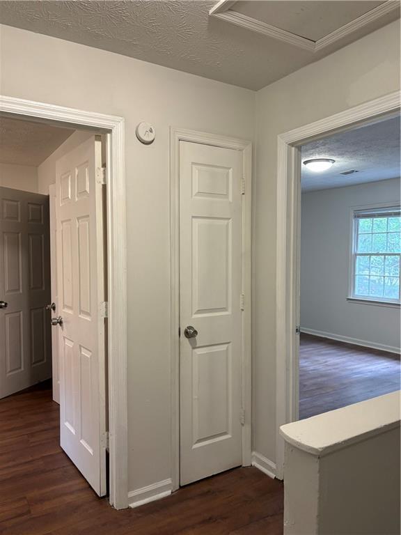 Building Photo - 5510 Estates Ct