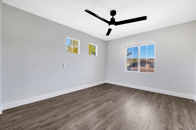 Building Photo - 2775 Florentine Ct