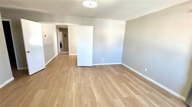 Building Photo - 2321 Mt Holly Ct