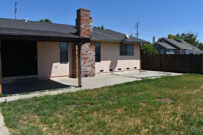 Building Photo - 614 E Linwood Ave