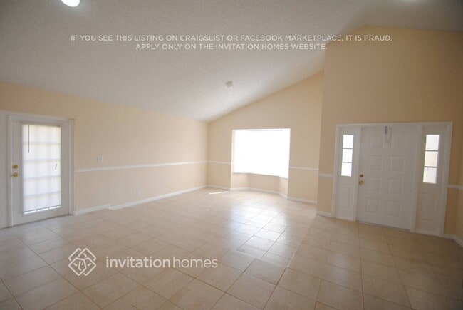 Building Photo - 4475 NW 99th Ave