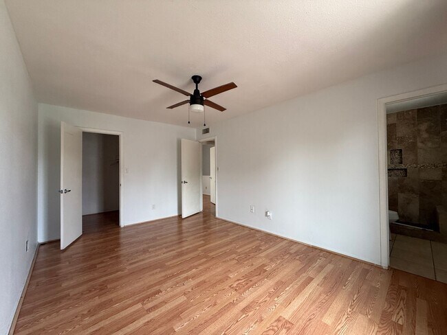 Building Photo - Knoell Mesa for rent!