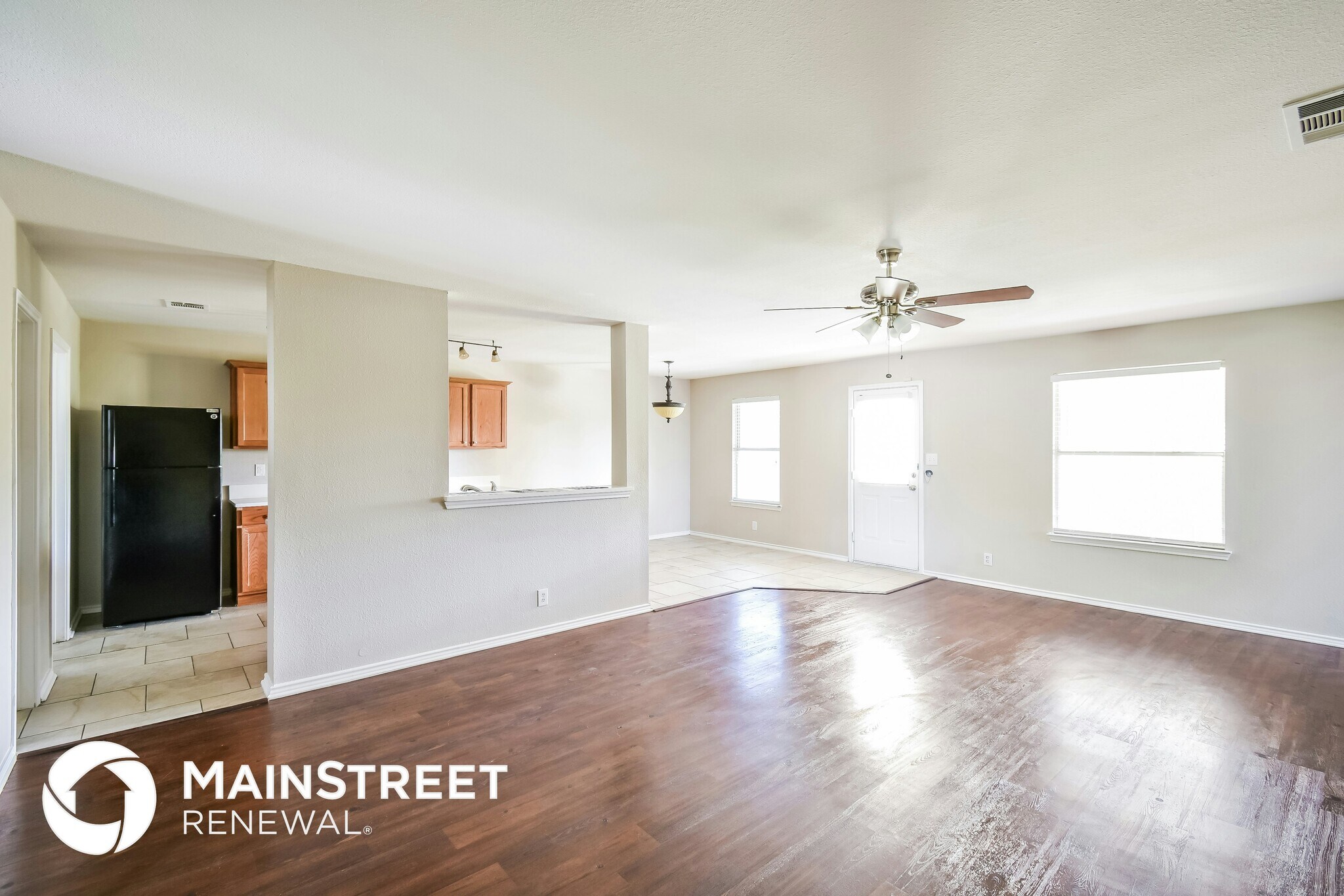 Building Photo - 8723 Trumpet Cir