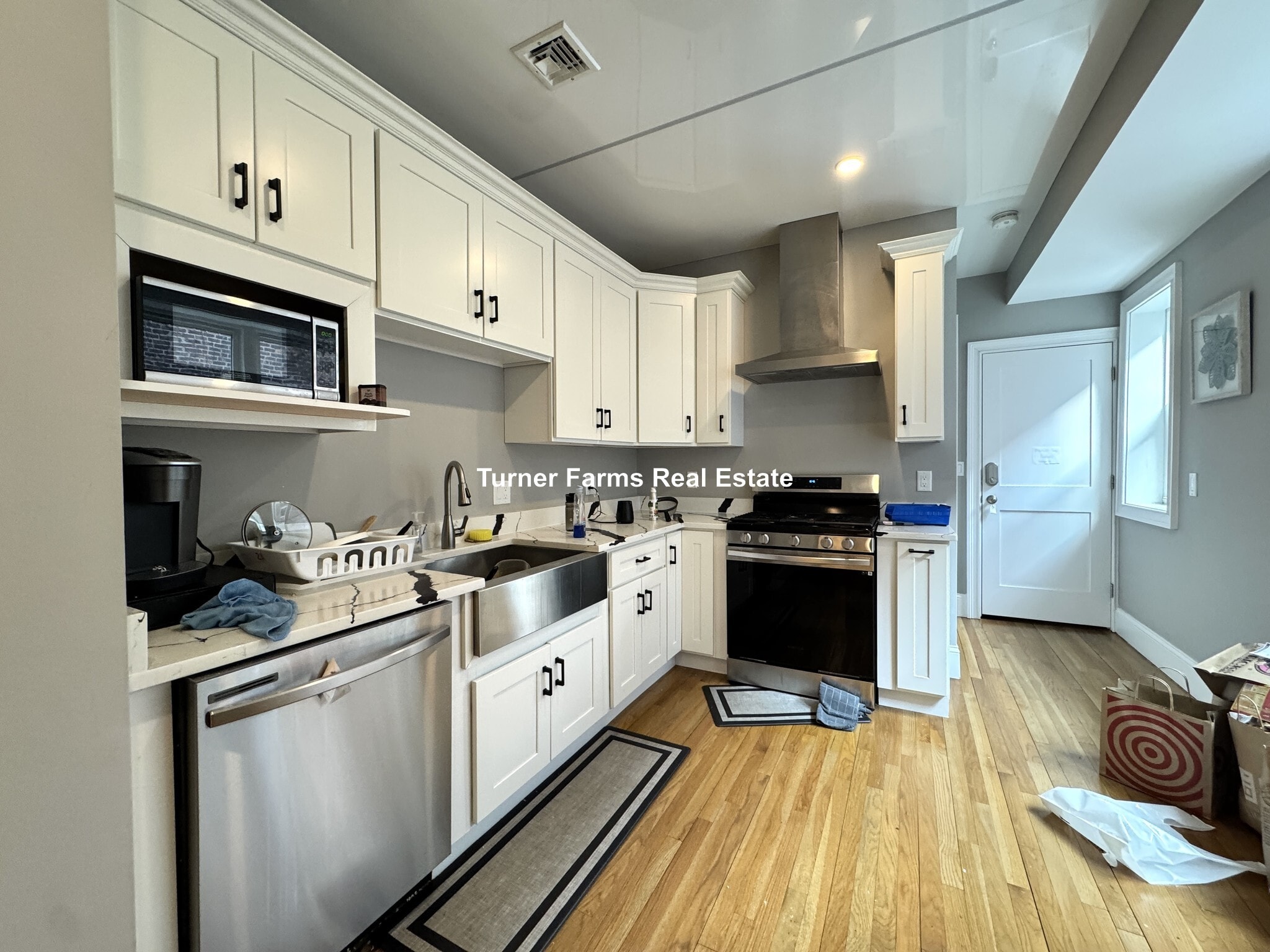 Building Photo - 179 Babcock St