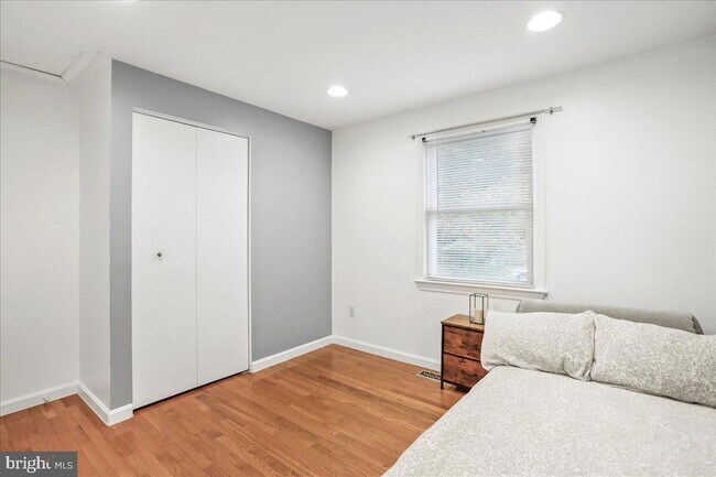 Building Photo - 2653 Fanieul Hall Ct