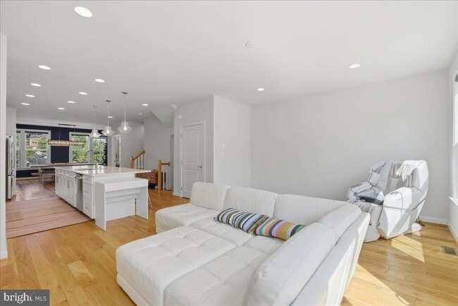 Building Photo - 9228 Wood Violet Ct