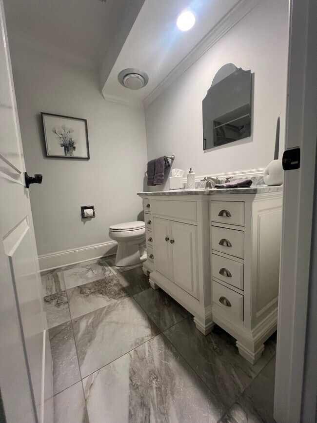 Building Photo - 60 Carnoustie Rd