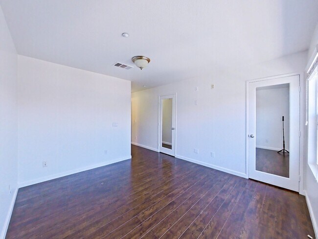 Building Photo - 16911 Bixby St