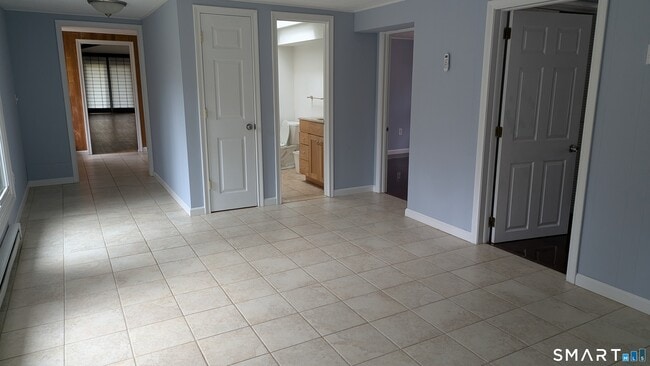 Building Photo - 141 Gurleyville Rd