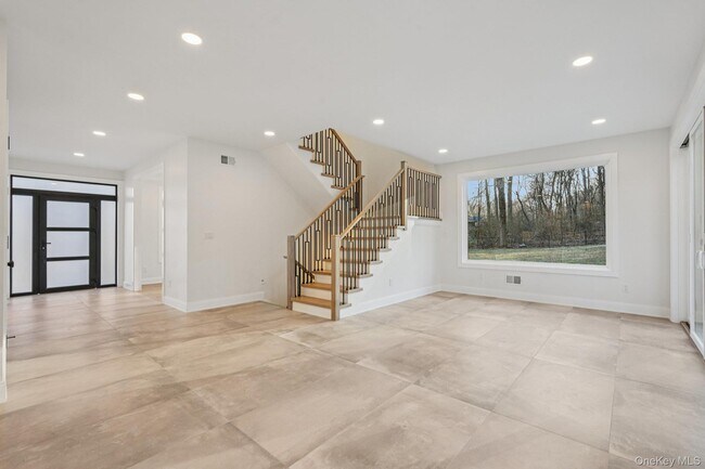 Building Photo - 400 Phillips Hill Rd