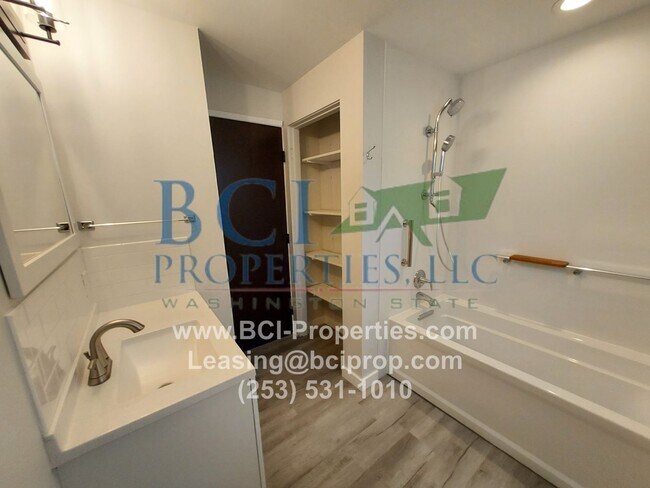 Building Photo - 8811 Forest Ave SW