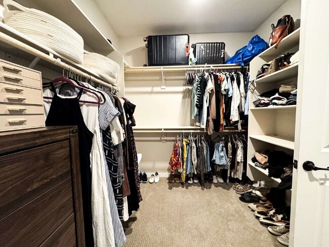 Building Photo - "Spacious 4-Bedroom, 2.5-Bathroom SOLAR Home in Mesa del Sol!"